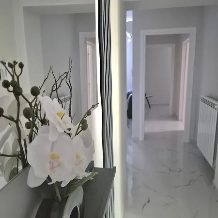 Stornelli Suite&apartments Casa vacanze *
