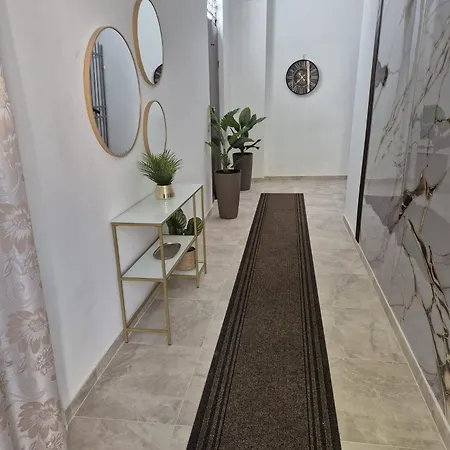 Stornelli Suite&apartments Casa vacanze Avezzano